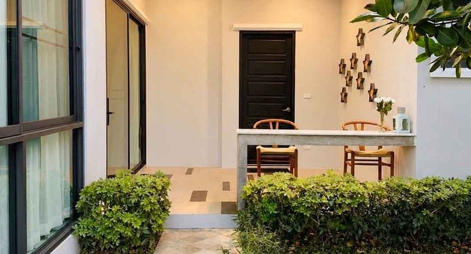 For rent 5 bedrooms villa in San Sai, Chiang Mai