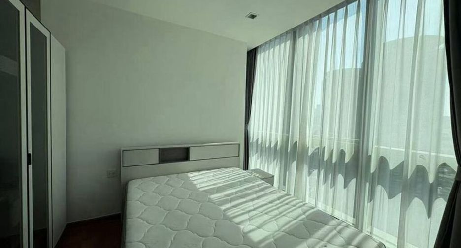 À louer 2 chambres condo à Pathum Wan, Bangkok