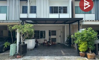 For sale 3 bedrooms townhouse in Lat Phrao, Bangkok