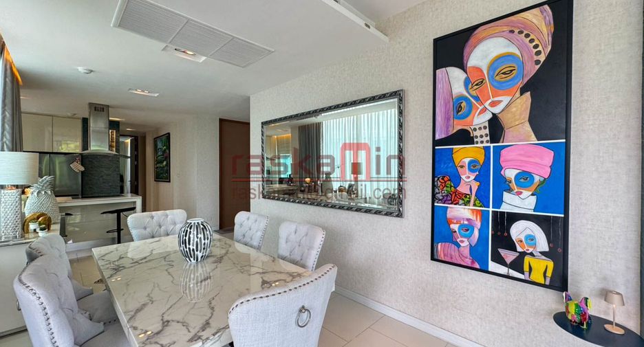 For sale 3 bedrooms condo in North Pattaya, Pattaya