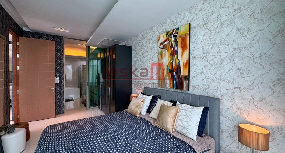 For sale 3 bedrooms condo in North Pattaya, Pattaya