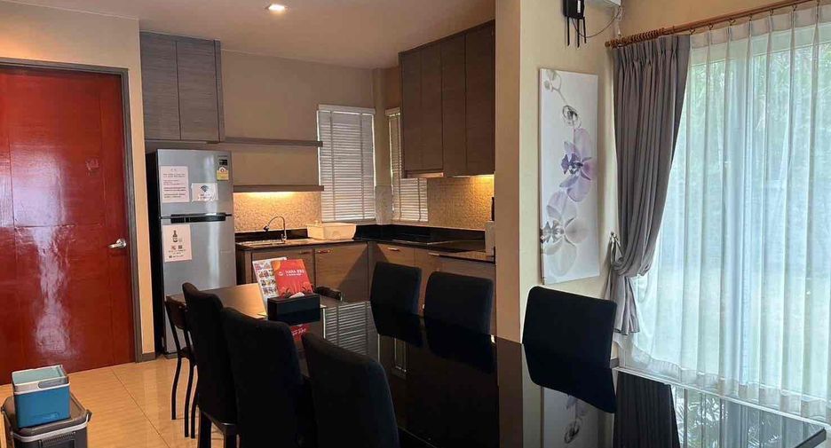 For rent 3 bedrooms villa in East Pattaya, Pattaya