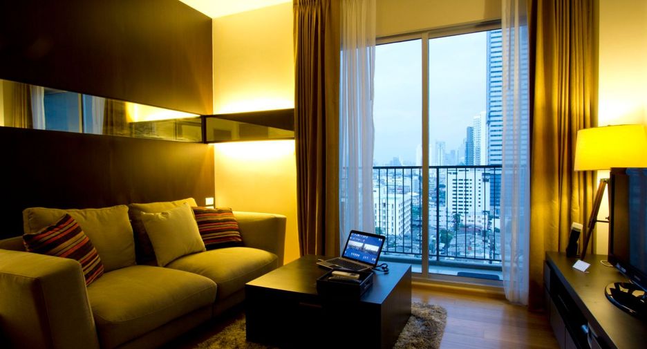 For rent 1 bed condo in Khlong San, Bangkok