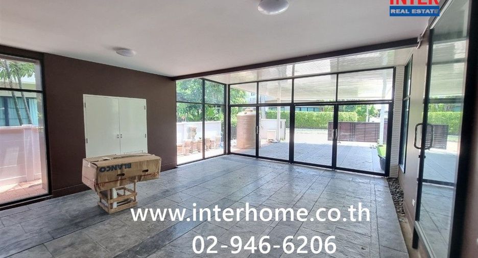 For sale 4 bedrooms house in Sai Mai, Bangkok