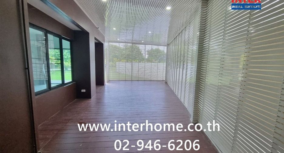 For sale 4 bedrooms house in Sai Mai, Bangkok