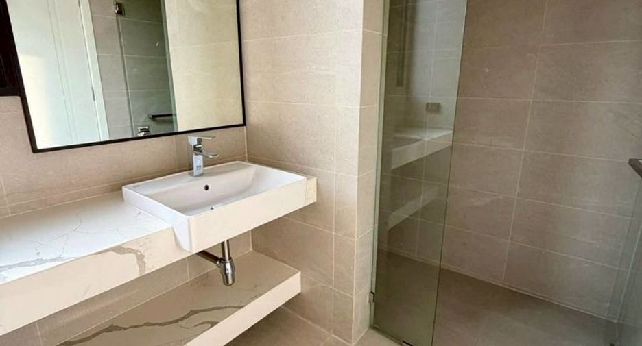 Villa zum Kauf mit 4 Zimmer in Bang Lamung, Chonburi