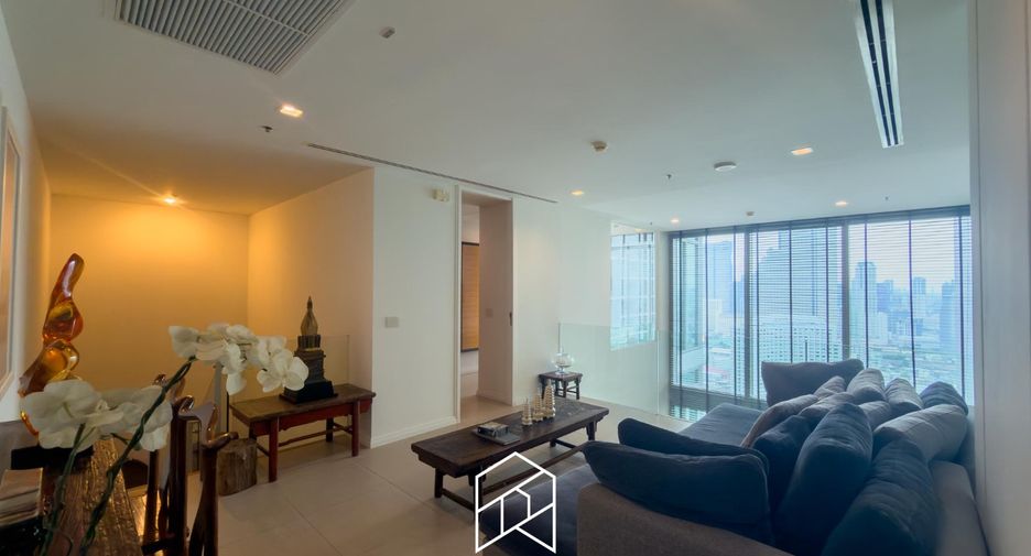 For sale 2 ベッドルーム condo in Sathon, Bangkok