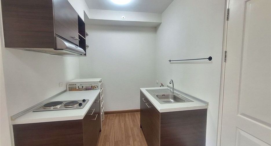 For sale 1 bed condo in Bang Na, Bangkok