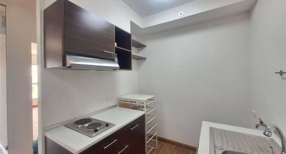 For sale 1 bed condo in Bang Na, Bangkok