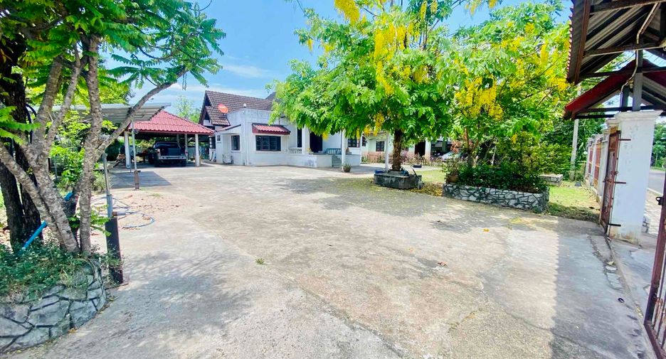 For sale 3 bedrooms house in Mueang Nong Khai, Nong Khai