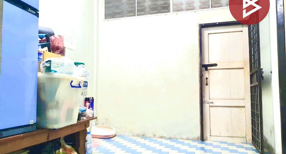 For sale 3 bedrooms townhouse in Bang Sue, Bangkok