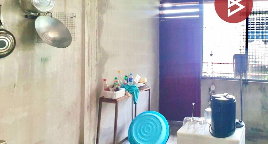 For sale 3 bedrooms townhouse in Bang Sue, Bangkok