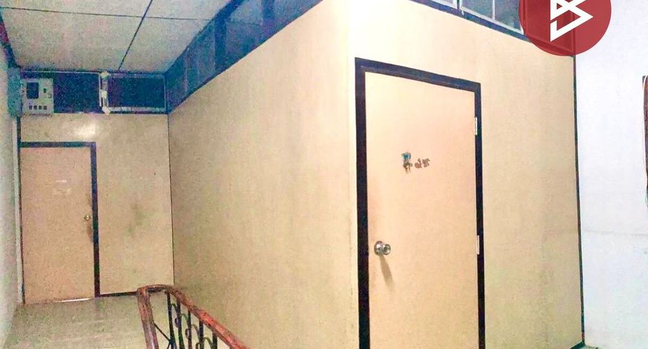 For sale 3 bedrooms townhouse in Bang Sue, Bangkok