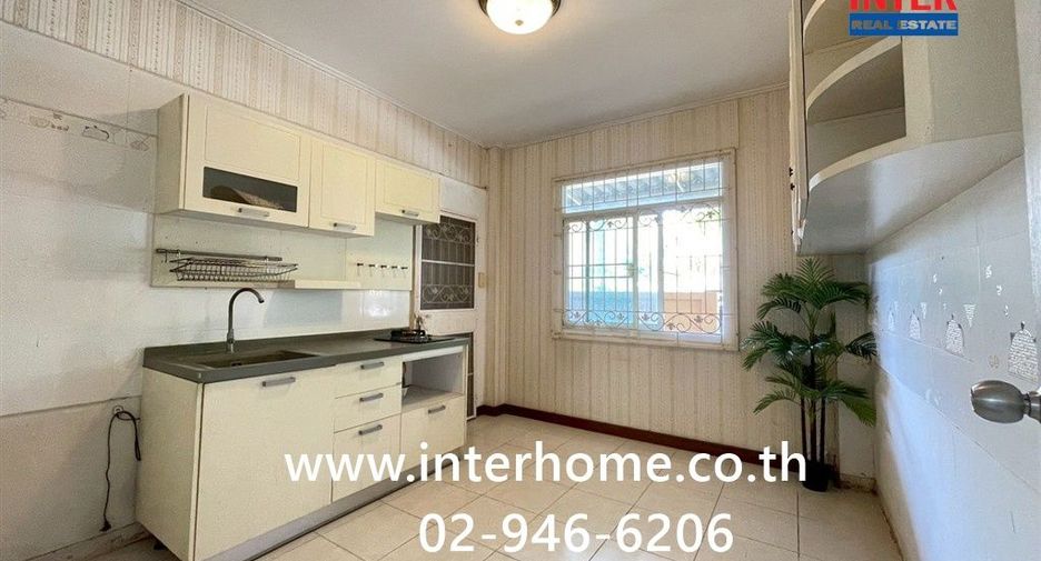 Casa en venta de 5 habitaciones en Min Buri, Bangkok