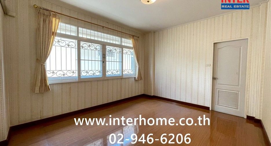 Casa en venta de 5 habitaciones en Min Buri, Bangkok