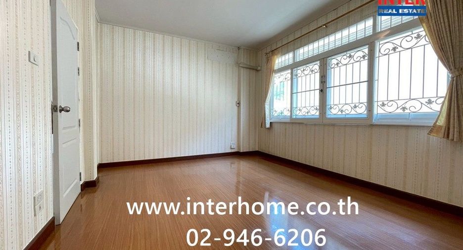 Casa en venta de 5 habitaciones en Min Buri, Bangkok