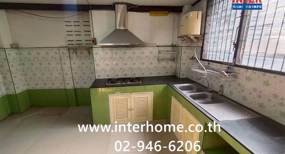 For sale 2 bedrooms townhouse in Bueng Kum, Bangkok