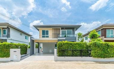 For sale 3 bedrooms house in Bang Sao Thong, Samut Prakan