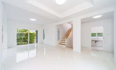 Casa en venta de 3 habitaciones en Bang Sao Thong, Samut Prakan