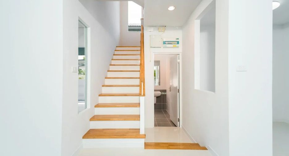 Haus zum Kauf mit 3 Zimmer in Bang Sao Thong, Samut Prakan