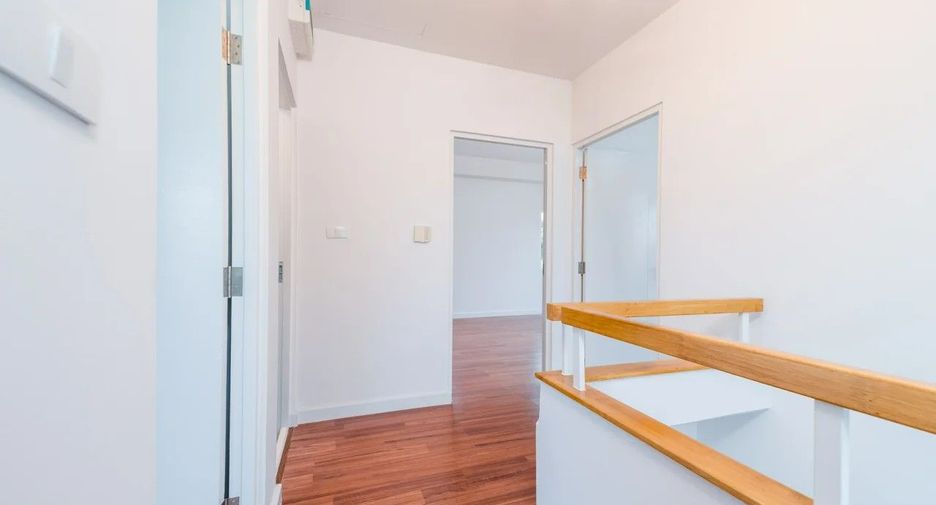 Haus zum Kauf mit 3 Zimmer in Bang Sao Thong, Samut Prakan