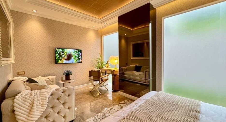 For sale 2 bedrooms condo in Pratumnak, Pattaya