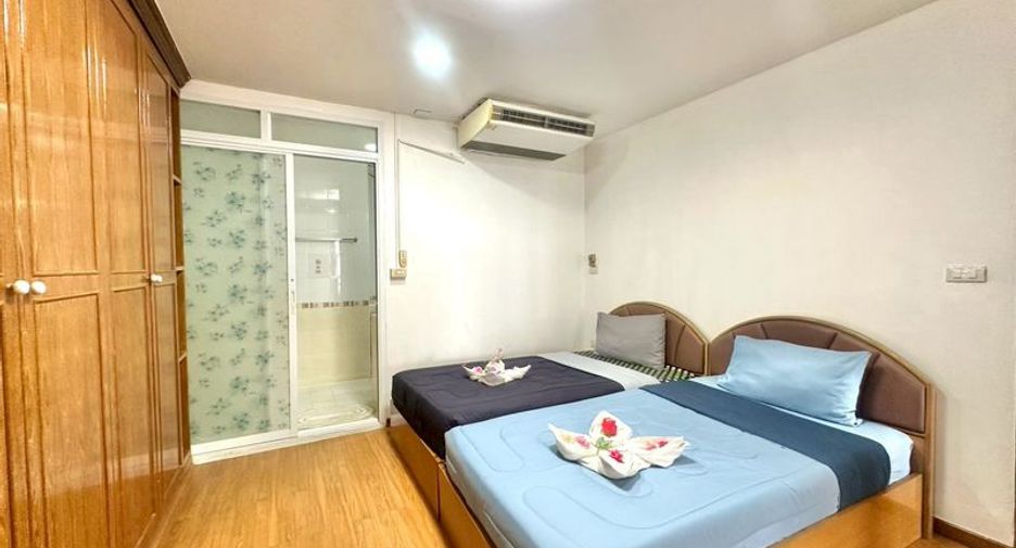 For rent 2 bedrooms condo in Si Racha, Chonburi