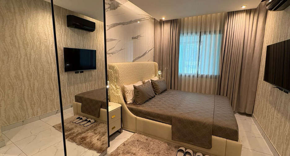 For sale 2 bedrooms condo in South Pattaya, Pattaya