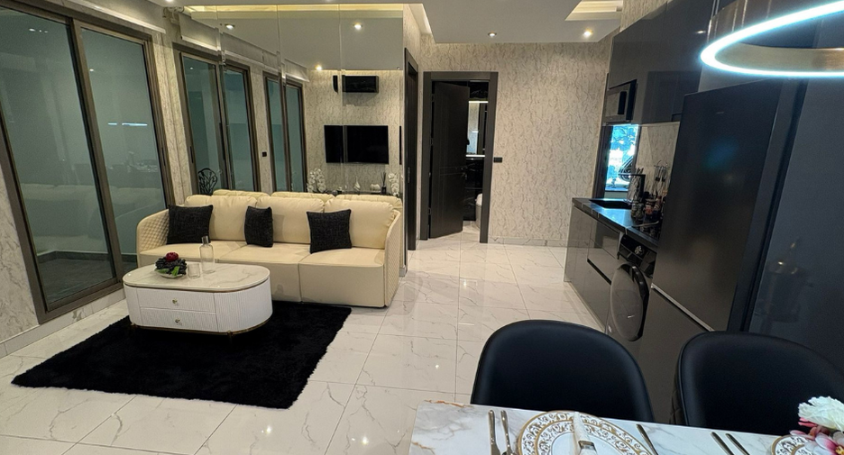 For sale 2 bedrooms condo in South Pattaya, Pattaya