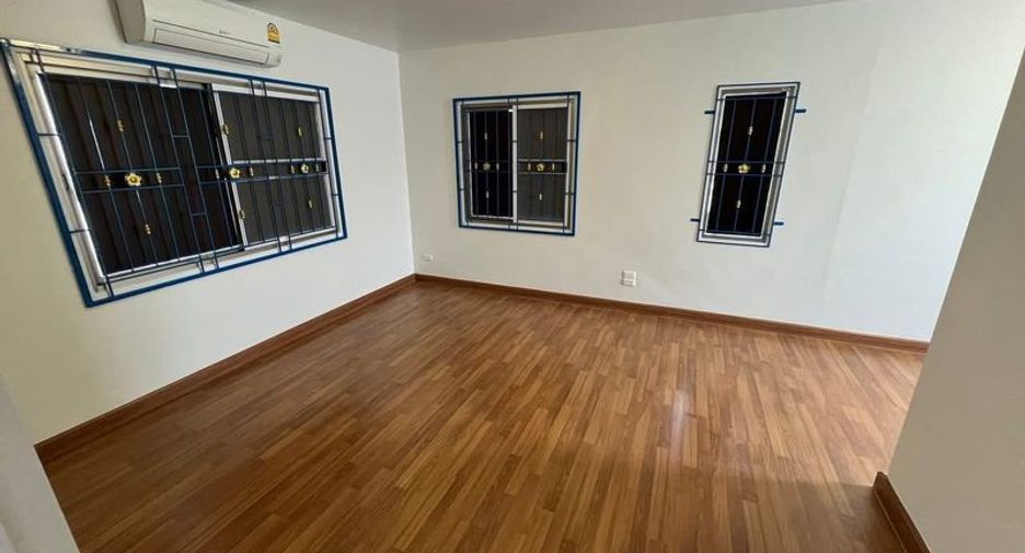 出售 3 卧室 独立屋 在 东芭堤雅, 芭提雅