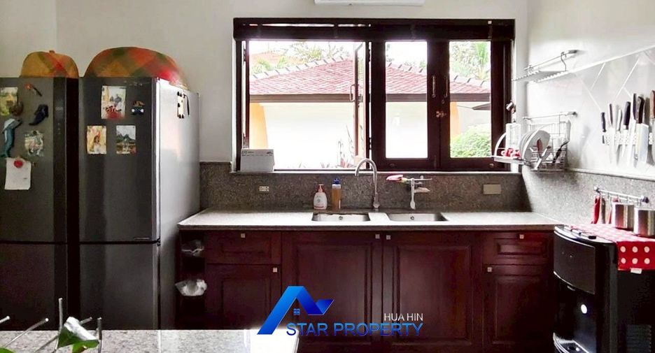 À vendre 6 chambres villa à Hua Hin, Prachuap Khiri Khan
