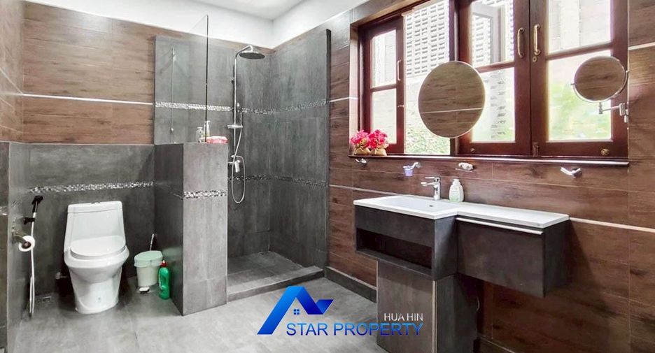 À vendre 6 chambres villa à Hua Hin, Prachuap Khiri Khan