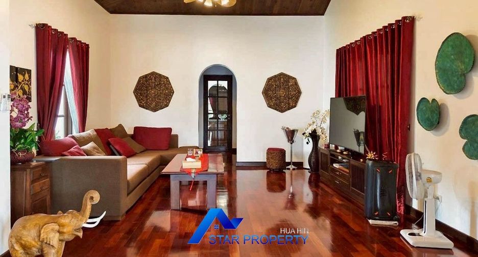 À vendre 6 chambres villa à Hua Hin, Prachuap Khiri Khan