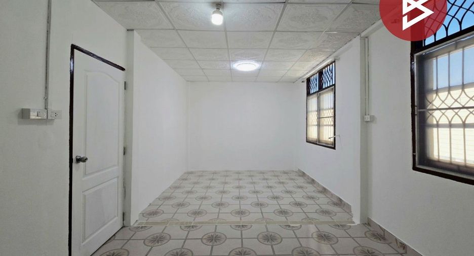 For sale 2 bedrooms house in Mueang Samut Prakan, Samut Prakan