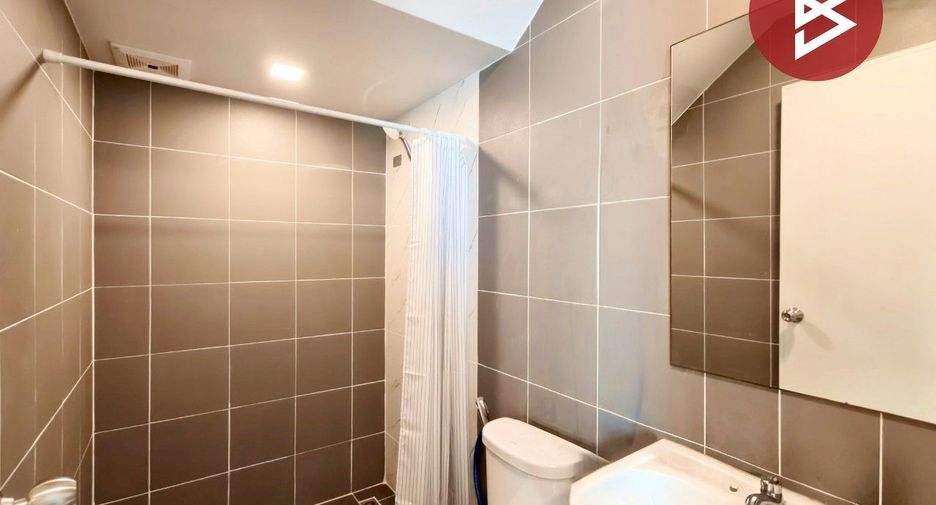 Reihenhaus zum Kauf mit 2 Zimmer in Lat Krabang, Bangkok