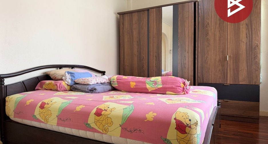 Haus zum Kauf mit 4 Zimmer in Min Buri, Bangkok