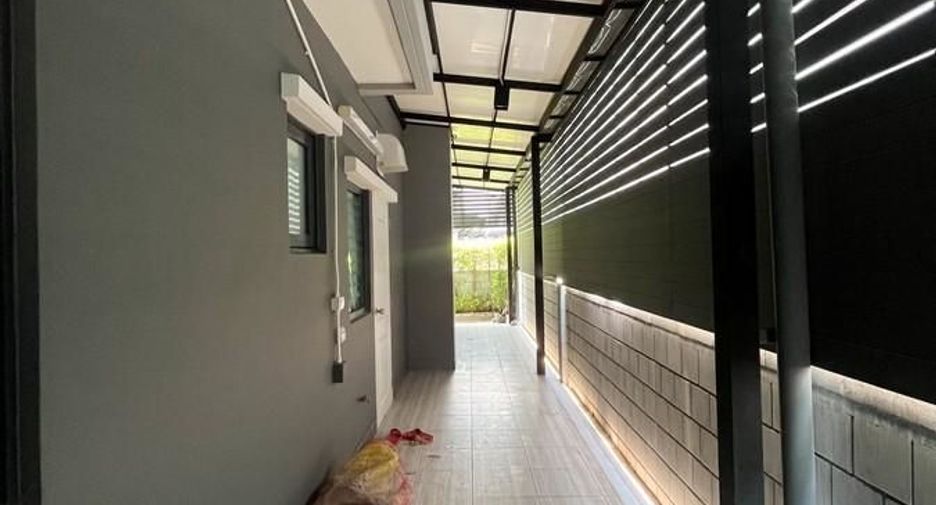 For sale 4 bedrooms house in Bang Phli, Samut Prakan