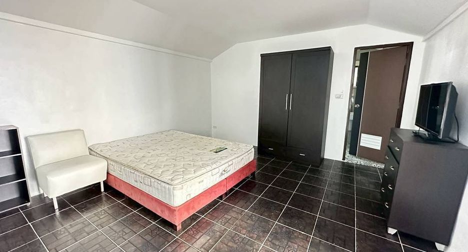 出租 4 卧室 独立屋 在 南芭堤雅, 芭提雅