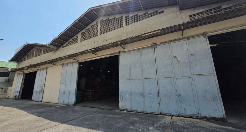 For sale land in Bang Phlat, Bangkok