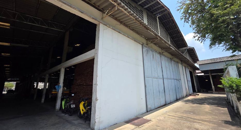 For sale land in Bang Phlat, Bangkok