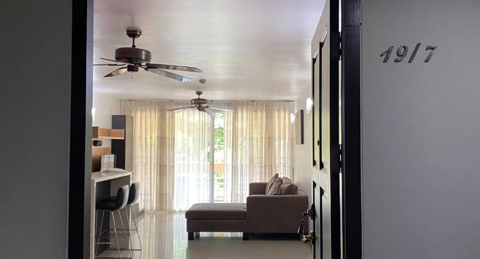 À louer 3 chambres condo à Watthana, Bangkok
