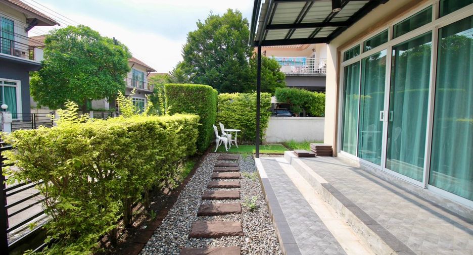 For sale 3 ベッドルーム house in Mueang Rayong, Rayong