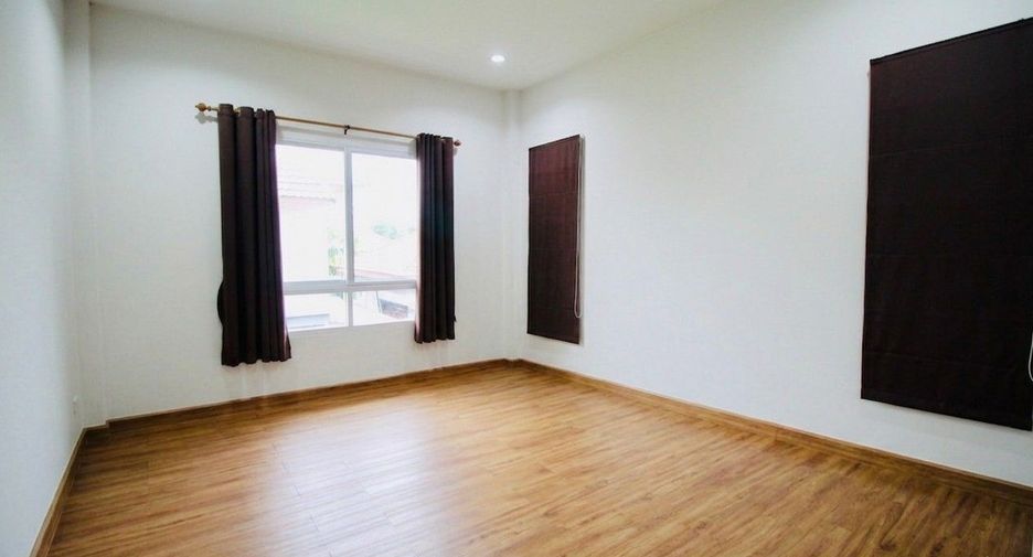For sale 3 ベッドルーム house in Mueang Rayong, Rayong