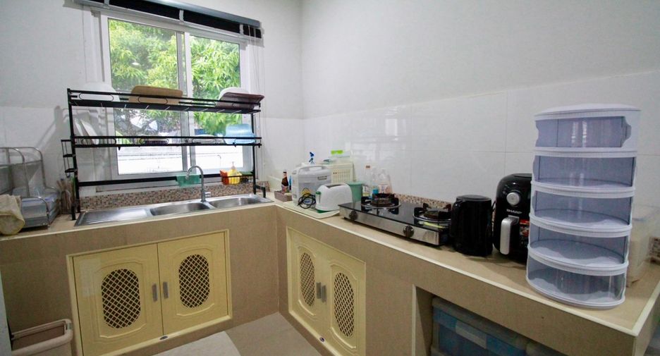 For sale 3 ベッドルーム house in Mueang Rayong, Rayong