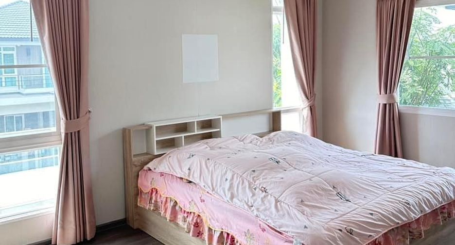 For sale 4 bedrooms house in Bang Bua Thong, Nonthaburi