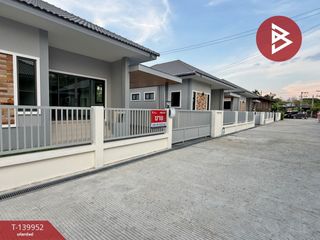 For sale 3 bedrooms house in Mueang Lamphun, Lamphun
