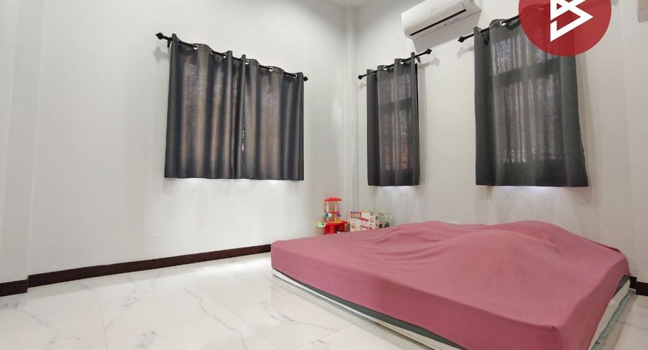 出售 3 卧室 独立屋 在 Kamphaeng Saen, Nakhon Pathom