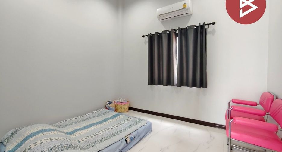 出售 3 卧室 独立屋 在 Kamphaeng Saen, Nakhon Pathom