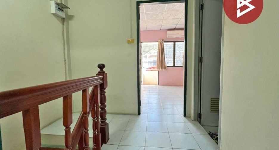 For sale 2 bedrooms townhouse in Mueang Samut Prakan, Samut Prakan