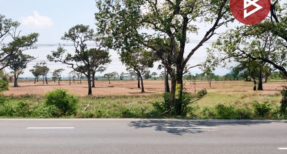 For sale land in Na Di, Prachin Buri